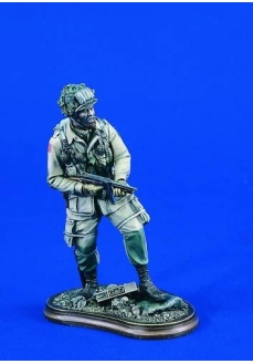 Figurina soldat cu mitraliera Thompson Divizia 101 Aeropurtata, SUA, 120mm